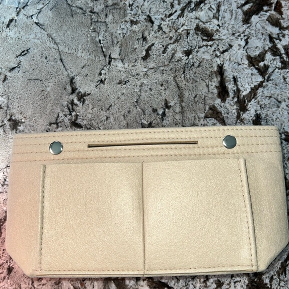 NWT small beige purse organizer - Picture 1 of 4